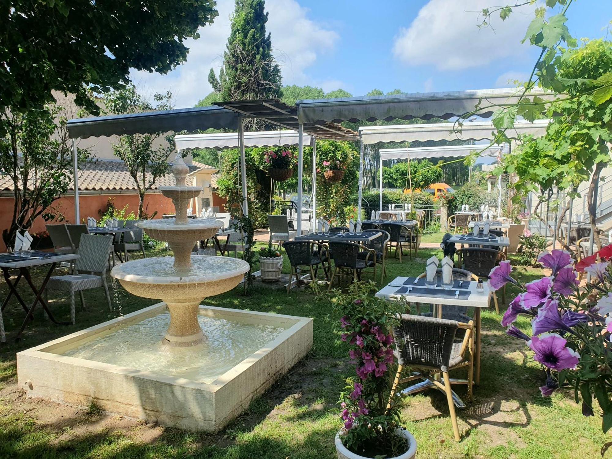 Auberge des Lacs Bleus Clérac Exterior foto